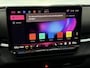 Volkswagen T-Roc 1.5 TSI R-Line Edition Black on Black Nieuwe model!, Panoramadak, Camera, Iq lights, Navi, Half leder, Stoel/Stuurverwarming, Cruise control adaptief, Sfeerverlichting, Elektrische trekhaak, Elektrische achterklep, Keyless start,