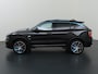 Lynk & Co 01 1.5 | Panoramadak | Adaptieve Cruise Control | Ele.verstelbare stoelen + Geheugen | Camera | Stoel/Stuurverwarming | LED | Apple CarPlay/Android Auto | Ele.verstelbare Achterklep | Infinity Audio |