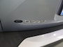 Peugeot e-2008 EV Allure 50 kWh | SOH 91% | Digitaal Dashboard | Navigatie | Apple CarPlay/Android Auto | Camera | DAB | Stoelverwarming | Adaptieve Cruise Control | 3-Fase |
