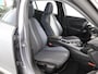 Peugeot e-2008 EV Allure 50 kWh | SOH 91% | Digitaal Dashboard | Navigatie | Apple CarPlay/Android Auto | Camera | DAB | Stoelverwarming | Adaptieve Cruise Control | 3-Fase |
