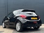 Peugeot 208 1.2 PureTech Allure | Pano | Navi | Distributie vv