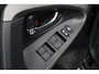 Toyota RAV4 2.0 VVTi Executive Business | Trekhaak | Stoelverwarming | Navigatie | Keyless | Treeplanken | Cruise Control | Clima | Camera | 17 inch | Leder/alcantara | Bluetooth
