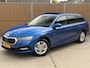 Skoda Octavia Combi 1.5 e-TSI Business Edition Automaat | Panoramadak | Sfeerverlichting | Trekhaak uitklapbaar | Getint glas | LED verlichting | Climate & cruise control | Elektrisch bedienbare achterklep | Parkeersensoren voor en achter