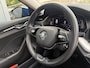 Skoda Octavia Combi 1.5 e-TSI Business Edition Automaat | Panoramadak | Sfeerverlichting | Trekhaak uitklapbaar | Getint glas | LED verlichting | Climate & cruise control | Elektrisch bedienbare achterklep | Parkeersensoren voor en achter