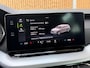 Skoda Octavia Combi 1.5 e-TSI Business Edition Automaat | Panoramadak | Sfeerverlichting | Trekhaak uitklapbaar | Getint glas | LED verlichting | Climate & cruise control | Elektrisch bedienbare achterklep | Parkeersensoren voor en achter