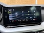 Skoda Octavia Combi 1.5 e-TSI Business Edition Automaat | Panoramadak | Sfeerverlichting | Trekhaak uitklapbaar | Getint glas | LED verlichting | Climate & cruise control | Elektrisch bedienbare achterklep | Parkeersensoren voor en achter