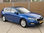 Skoda Octavia Combi 1.5 e-TSI Business Edition Automaat | Panoramadak | Sfeerverlichting | Trekhaak uitklapbaar | Getint glas | LED verlichting | Climate & cruise control | Elektrisch bedienbare achterklep | Parkeersensoren voor en achter