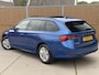 Skoda Octavia Combi 1.5 e-TSI Business Edition Automaat | Panoramadak | Sfeerverlichting | Trekhaak uitklapbaar | Getint glas | LED verlichting | Climate & cruise control | Elektrisch bedienbare achterklep | Parkeersensoren voor en achter