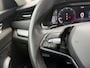 Skoda Octavia Combi 1.5 e-TSI Business Edition Automaat | Panoramadak | Sfeerverlichting | Trekhaak uitklapbaar | Getint glas | LED verlichting | Climate & cruise control | Elektrisch bedienbare achterklep | Parkeersensoren voor en achter