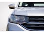 Volkswagen T-Cross 1.0 TSI Life Trekhaak | Stoelverwarming | voor en achter pdc | Klimaat control | Carplay | Camera | Cruise control