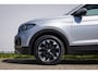 Volkswagen T-Cross 1.0 TSI Life Trekhaak | Stoelverwarming | voor en achter pdc | Klimaat control | Carplay | Camera | Cruise control