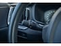 Volvo V60 2.0 B3 momentum advantage nlauto trekhaak | camera | pdc | ledere bekleding | adaptive cruise | stoelverwarming | CarPlay