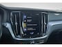 Volvo V60 2.0 B3 momentum advantage nlauto trekhaak | camera | pdc | ledere bekleding | adaptive cruise | stoelverwarming | CarPlay
