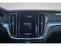 Volvo V60 2.0 B3 momentum advantage nlauto trekhaak | camera | pdc | ledere bekleding | adaptive cruise | stoelverwarming | CarPlay
