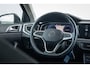 Volkswagen Polo 1.0 TSI Style 110pk pano | iq light | dashboard | Stoelverwarming | klimaat control | CarPlay | Camera | pdc |