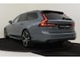Volvo V90 T6 RECHARGE AWD R-DESIGN -PANO.DAK|HARMAN/KARDON|BLIS|360°CAM|HEAD-UP DISP.|LUCHTVERING|GEVENT.LEDER|STANDKACHEL|ADAP.LED|ADAP.CRUISE|TREKHAAK|20"|SoH:89%