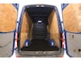 Volkswagen Crafter 2.5 TDI L2H2 164PK | 3500KG Trekgew. | Trekhaak | Airco | 3 Zits | Cruise