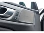 Volvo V60 2.0 T8 Plug-in hybrid AWD Plus Dark | Elektrisch verstelbare stoelen met geheugenfunctie | Premium audiosysteem van Harman Kardon | Semi-elektrische trekhaak | Stoelverwarming vóór en achter | Stuurverwarming | 360°-camera