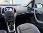 Opel Astra Sports Tourer 1.4i Turbo Cosmo 6-Bak 120 PK. Mooie en zeer betrouwbare auto !!! Alle keuringen toegestaan !!