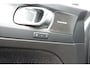 Volvo XC40 2.0 B4 Plus Dark Premium Audio By Harman en Kardon|Trekhaak Semi Elektrisch | Google Services | Adaptieve Cruise Control Met Stuurhulp | BLIS Dodehoekdetectie | Keyless Entry | Elektrische Achterklep Met Sensorsturing | Verwarmbare Voorstoelen | Stuurverwarming | Park Assist Voor & Achter incl. Achteruitrijcamera