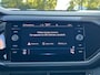Volkswagen T-Cross 1.0 TSI Life AUTOMAAT | NAVIGATIE | APPLE CARPLAY | ANDROID AUTO | 17 INCH LMV | STOELVERWARMING | ADAPTIVE CRUISE CONTROL |