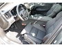 Volvo XC60 2.0 T6 Plug-in hybrid AWD Ultra Dark | Trekhaak | Panoramadak | Head up display | 360 graden camera | Verwarmbare voorstoelen stuurwiel en achterbank | Premium audio by Harman Kardon |