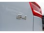Volvo XC40 2.0 B4 Plus Dark Premium Audio By Harman en Kardon|Trekhaak Semi Elektrisch | Google Services | Verwarmbare Voorruit | Adaptieve Cruise Control Met Stuurhulp | BLIS Dodehoekdetectie | Keyless Entry | Elektrische Achterklep Met Sensorsturing | Verwarmbare Voorstoelen | Stuurverwarming | Park Assist Voor & Achter incl. Achteruitrijcamera