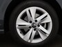 Volkswagen Golf 1.0 eTSI 110pk DSG Life Business · Camera · Apple/Android Car Play · ACC · Sfeerverlichting · Navigatie · Verkeersbord Detectie · Garantie t/m 06-02-2028 of 100.000km