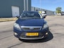 Ford Focus Wagon 1.6-16V Comfort 101 PK. Als nieuw rijdende auto van de tweede eigenaar !!! Airco werkt goed !! Alle keuringen toegestaa !