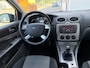 Ford Focus Wagon 1.6-16V Comfort 101 PK. Als nieuw rijdende auto van de tweede eigenaar !!! Airco werkt goed !! Alle keuringen toegestaa !