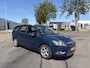 Ford Focus Wagon 1.6-16V Comfort 101 PK. Als nieuw rijdende auto van de tweede eigenaar !!! Airco werkt goed !! Alle keuringen toegestaa !