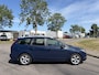 Ford Focus Wagon 1.6-16V Comfort 101 PK. Als nieuw rijdende auto van de tweede eigenaar !!! Airco werkt goed !! Alle keuringen toegestaa !