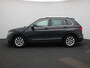 Volkswagen Tiguan 1.5 TSI 96kW Life | CAMERA | ELEK.KOFFERBAK | CLIMATE CONTROL | ADAPTIEF CRUISECONTROL | CLIMATE CONTROL | NAVIGATIE | PARKEERSENSOREN |