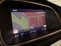 Volvo V40 T2 Edition+ Automaat | Dealer onderhouden | Stoelverwarming | LED Koplampen | Regensensor | Cruise Control | Bluetooth telefoon en Audiostreaming | Audiobediening op stuurwiel | Volledig digitaal TFT instrumentenpaneel met 3 instellingen | Electronic Climate Control L+R | Elektrisch inklapbare buitenspiegels | Automatisch dimmende binnenspiegel | Parkeersensoren achter | Elektrische ramen voor en achter | 16 Inch | Dynamic Textiel charcoal bekleding met wit stiksel | Volvo On Call met mobiele App functie | Fusion Red Metallic |