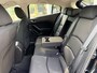 Mazda 3 2.0 Skylease NL-Auto, Dealer Ondh., Navigatie, Apple Carplay / Android Auto, Trekhaak, A.Rij-Camera, Trekhaak, Cruise Controle, Climate Controle 2 zone.