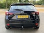 Mazda 3 2.0 Skylease NL-Auto, Dealer Ondh., Navigatie, Apple Carplay / Android Auto, Trekhaak, A.Rij-Camera, Trekhaak, Cruise Controle, Climate Controle 2 zone.