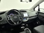 Toyota Yaris 1.5 Hybrid Trend Bi-Tone Trekhaak | Airco | Achteruitrij Camera | Bluetooth | Cruise Control | Lederen Stuurwiel | Navigatiesysteem | Stuurwiel Multifunctioneel | Stuurbekrachtiging