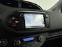 Toyota Yaris 1.5 Hybrid Trend Bi-Tone Trekhaak | Airco | Achteruitrij Camera | Bluetooth | Cruise Control | Lederen Stuurwiel | Navigatiesysteem | Stuurwiel Multifunctioneel | Stuurbekrachtiging