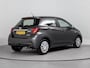 Toyota Yaris 1.5 Hybrid Trend Bi-Tone Trekhaak | Airco | Achteruitrij Camera | Bluetooth | Cruise Control | Lederen Stuurwiel | Navigatiesysteem | Stuurwiel Multifunctioneel | Stuurbekrachtiging