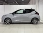 Toyota Yaris 1.5 Hybrid GR Sport | Stoelverwarming | Alcantara sportstoelen | Sport pakket | Draadloze apple carplay/anroid auto | Navigatie af fabriek | Head up display |
