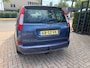 Ford C-Max Focus 1.6-16V Champion airco cruise controle, elec pakket, trekhaak, nette goed rijdende auto apk t/m 26-01-2027