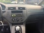 Ford C-Max Focus 1.6-16V Champion airco cruise controle, elec pakket, trekhaak, nette goed rijdende auto apk t/m 26-01-2027