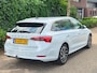 Skoda Octavia Combi Edition Plus Trekhaak CarPlay HUD Virtual dash facelift 2e-eig 100% NAP TSI Business Edition Plus