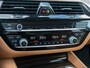 BMW 5-Serie Touring 520i High Executive | Elc trekhaak | 360° Camera | Dealer onderhouden