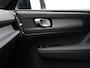 Volvo XC40 1.5 T4 Recharge R-Design / Leder / Stoel- + Stuurwielverwarming / Achteruitrijcamera / Cruise Control /