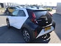 Toyota Aygo X PULSE NL-AUTO 1E EIGENAAR CLIMA NAVI APPLE/ANDROID LM-VELGEN ALL-SEASON PRIVACY-GLASS