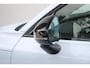 Volvo EX30 P3 Plus Europa 51 kWh | Adaptieve Cruise Control met Pilot Assist | Premium Harman/Kardon Audio | Sfeerverlichting interieur | Premium audio by Harman Kardon | Verwarmbare voorstoelen + stuurwiel | Elektrische voorstoelen | Park Assist voor + achter | Parkeercamera | Blind Spot Information System