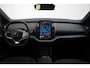 Volvo EX30 P3 Plus Europa 51 kWh | Adaptieve Cruise Control met Pilot Assist | Premium Harman/Kardon Audio | Sfeerverlichting interieur | Premium audio by Harman Kardon | Verwarmbare voorstoelen + stuurwiel | Elektrische voorstoelen | Park Assist voor + achter | Parkeercamera | Blind Spot Information System
