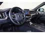 Volvo XC60 T6 Recharge AWD Plus Black Edition - Head-up display - Panorama/schuifdak - 360º camera - Harman/Kardon audio - IntelliSafe Assist & Surround - Adaptieve LED koplampen - Verwarmde voorstoelen, stuur & achterbank - Parkeersensoren voor & achter - Inklapbare trekhaak - Elektr. bedienb. voorstoelen met geheugen - Draadloze tel. lader - Extra getint glas - 21' LMV