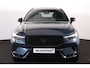 Volvo XC60 T6 Recharge AWD Plus Black Edition - Head-up display - Panorama/schuifdak - 360º camera - Harman/Kardon audio - IntelliSafe Assist & Surround - Adaptieve LED koplampen - Verwarmde voorstoelen, stuur & achterbank - Parkeersensoren voor & achter - Inklapbare trekhaak - Elektr. bedienb. voorstoelen met geheugen - Draadloze tel. lader - Extra getint glas - 21' LMV